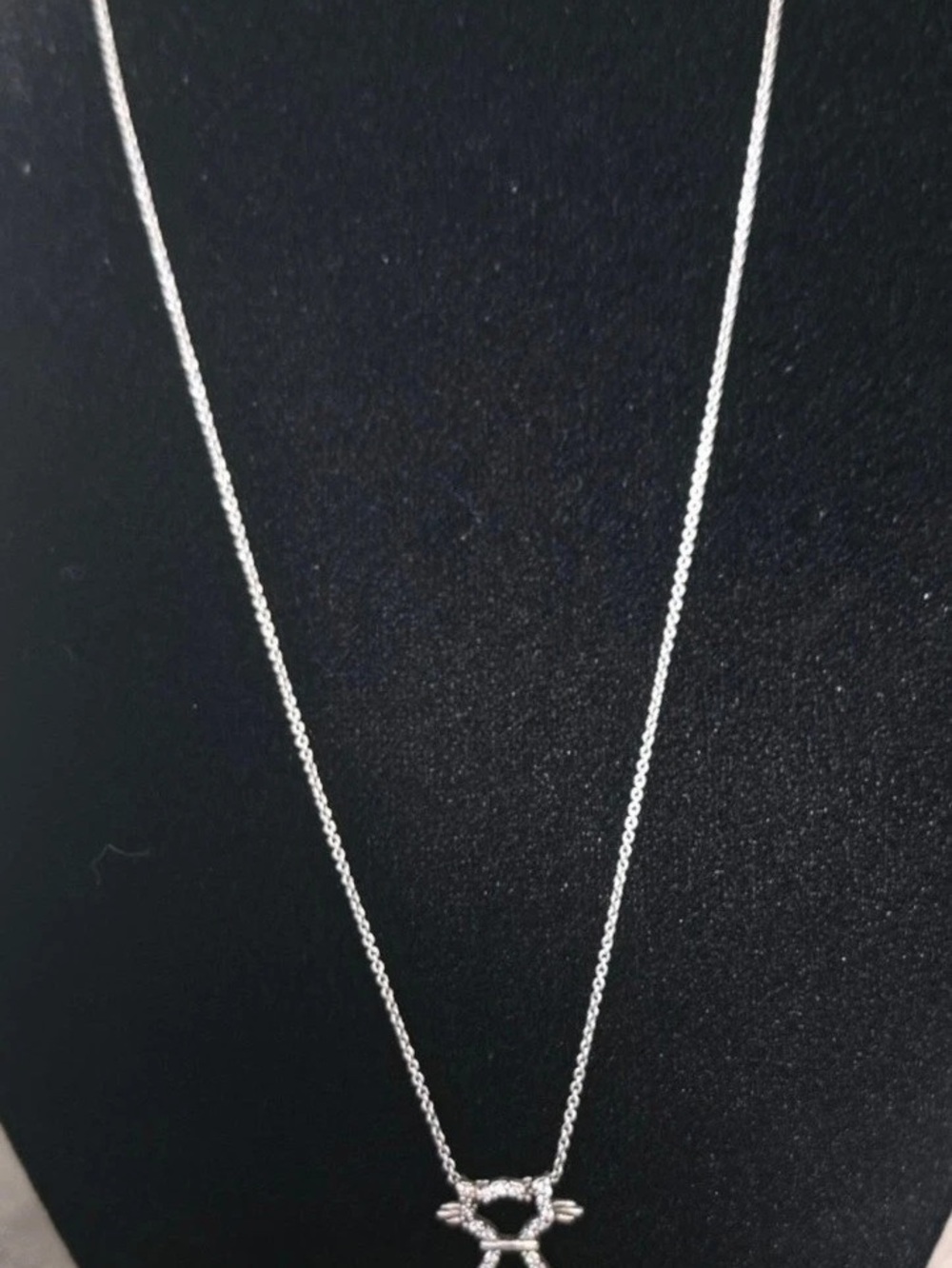 Silver Pendant Necklace Like New